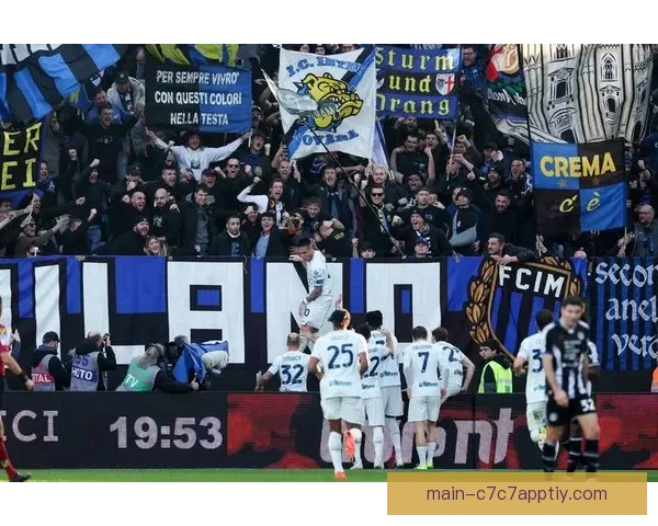 曼城主场对狼队十连胜势不可挡