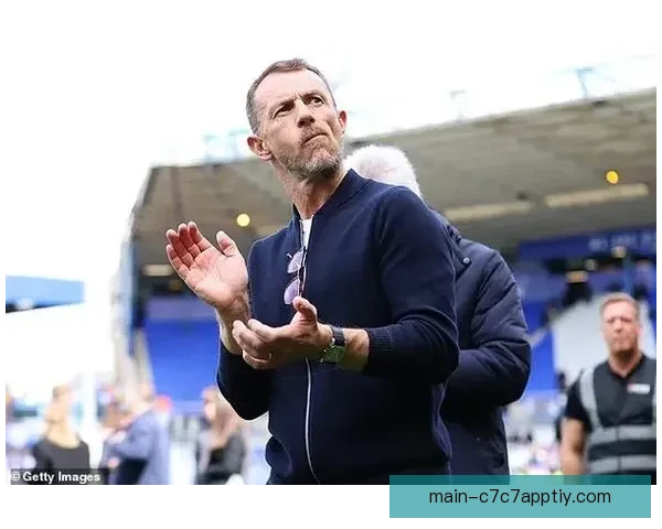 官方宣布罗维特出任莱斯特主帅