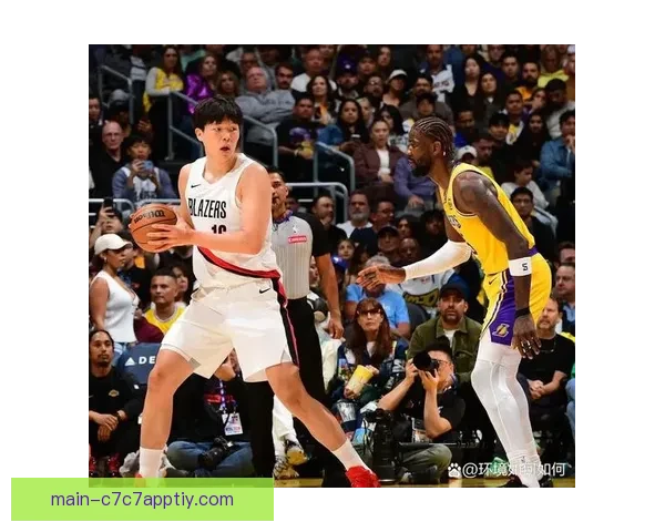 余嘉豪赤诚守护中国男篮梦之心